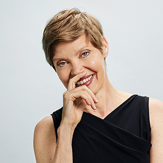 Alexandra Wattie,<br>Senior Consultant, M.O.O.CON