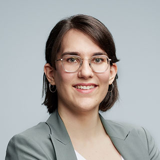 Hannah Straß<br>M.O.O.CON